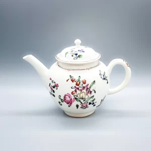 Philip Christian, Liverpool teapot and cover, circa 1770