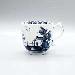 A Lowestoft coffee cup with a scroll handle, circa 1768