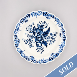 A Worcester small plate with lobed rim, circa 1775