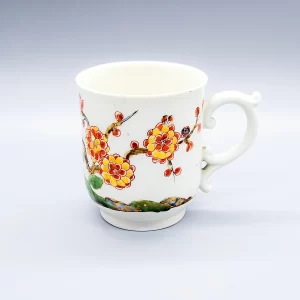 A rare early Worcester coffee cup, circa 1753