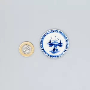 A Caughley miniature plate circa 1785