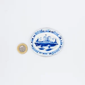 A Caughley miniature platter, circa 1785