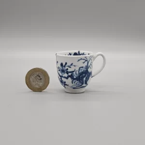 A Worcester miniature or toy coffee cup, circa 1760-62