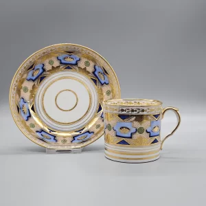 A Liverpool Herculaneum coffee can and saucer, circa 1805