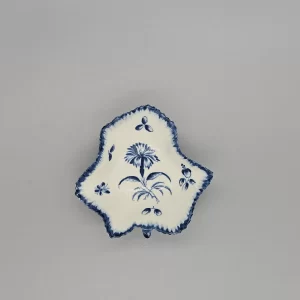A Worcester leaf-shaped pickle dish, circa 1775