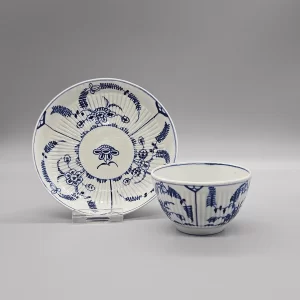 A Worcester ribbed teabowl and saucer, circa 1775