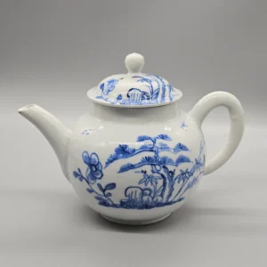 An early Bow teapot, circa 1748